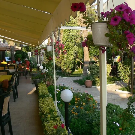 Hotel Kosmira